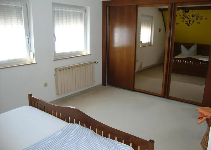Appartement Haus Reif Dombuhl